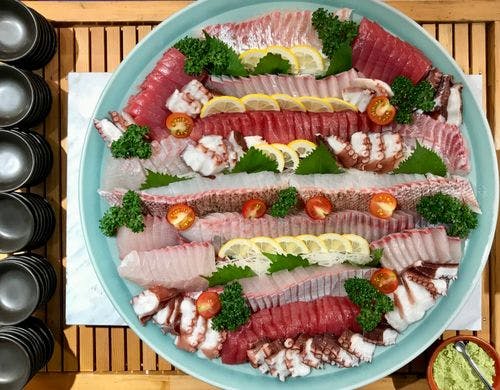 和洋ビュッフェ料理・お造り盛り合わせ