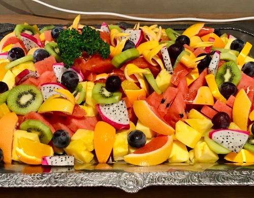 和洋ビュッフェ料理・フルーツ盛り合わせ