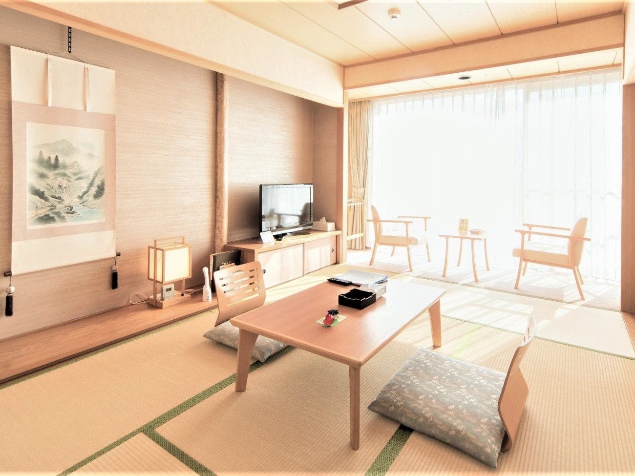 다다미 6장 일본식 방 (화장실 포함)