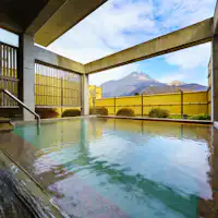 Hilangkan keletihan anda di Mata air panas♪