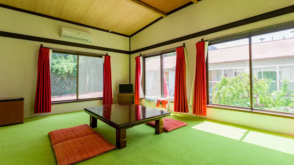 Yuraku Izu Oshima