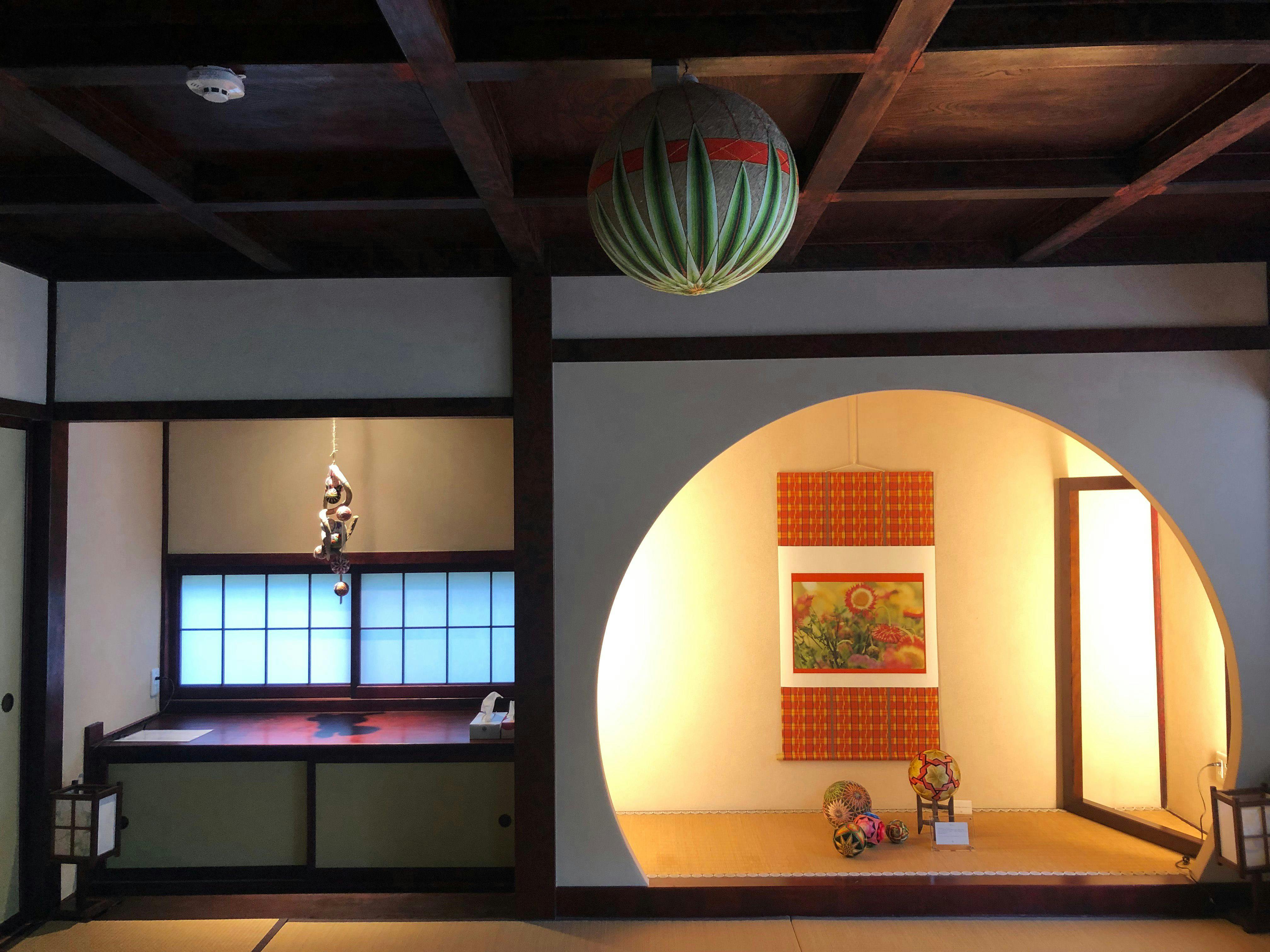 ห้องพักพร้อมโคมไฟระย้า Matsumoto Temari