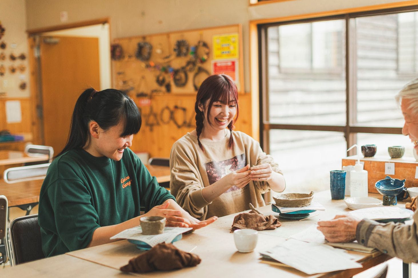 Create memories with your own hands on your journey.