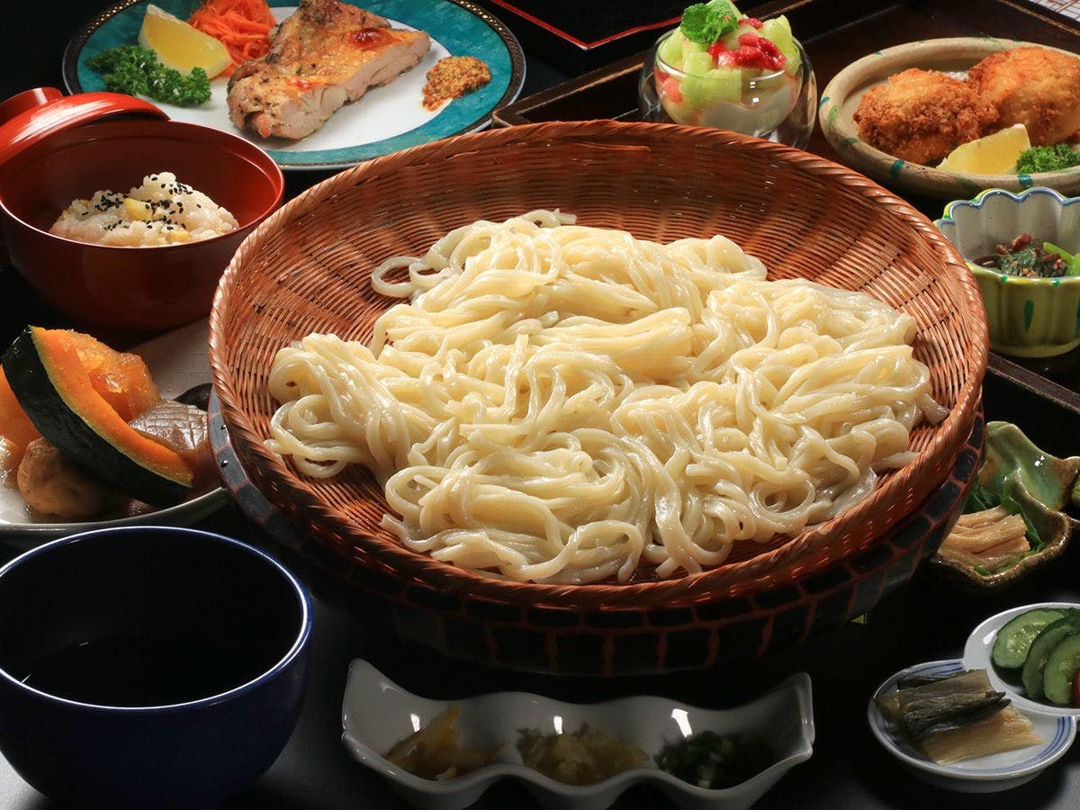 ~Traditional Inn Enjoying Sake and Cuisine~ Hatago Ichiban