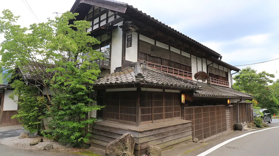 ~Traditional Inn Enjoying Sake and Cuisine~ Hatago Ichiban