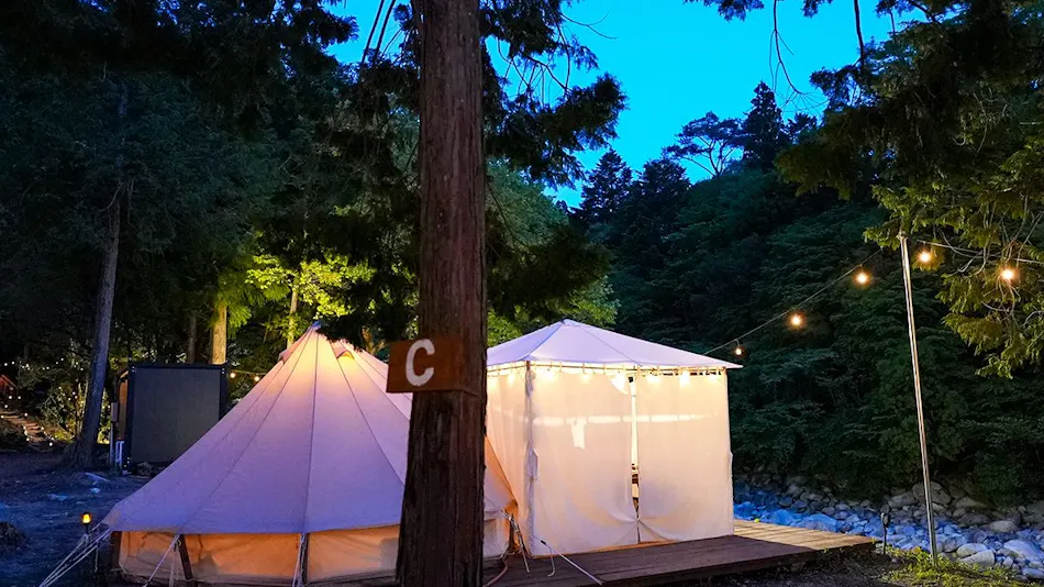Riverside Glamping Nuts