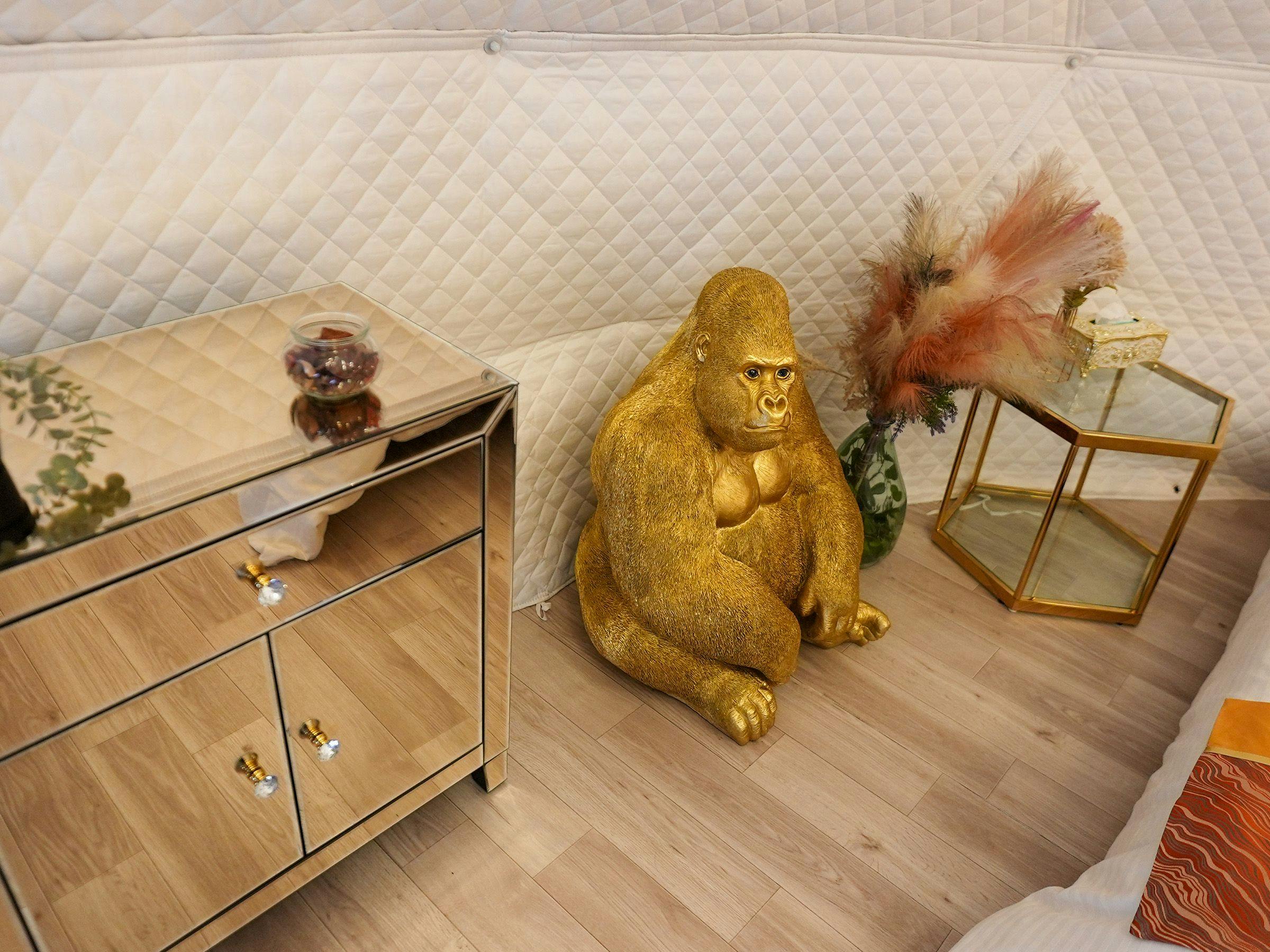 Riverside Glamping Nuts