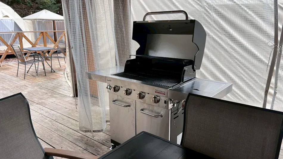 Riverside Glamping Nuts