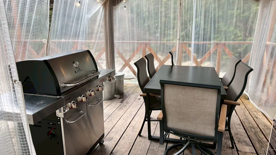 Riverside Glamping Nuts