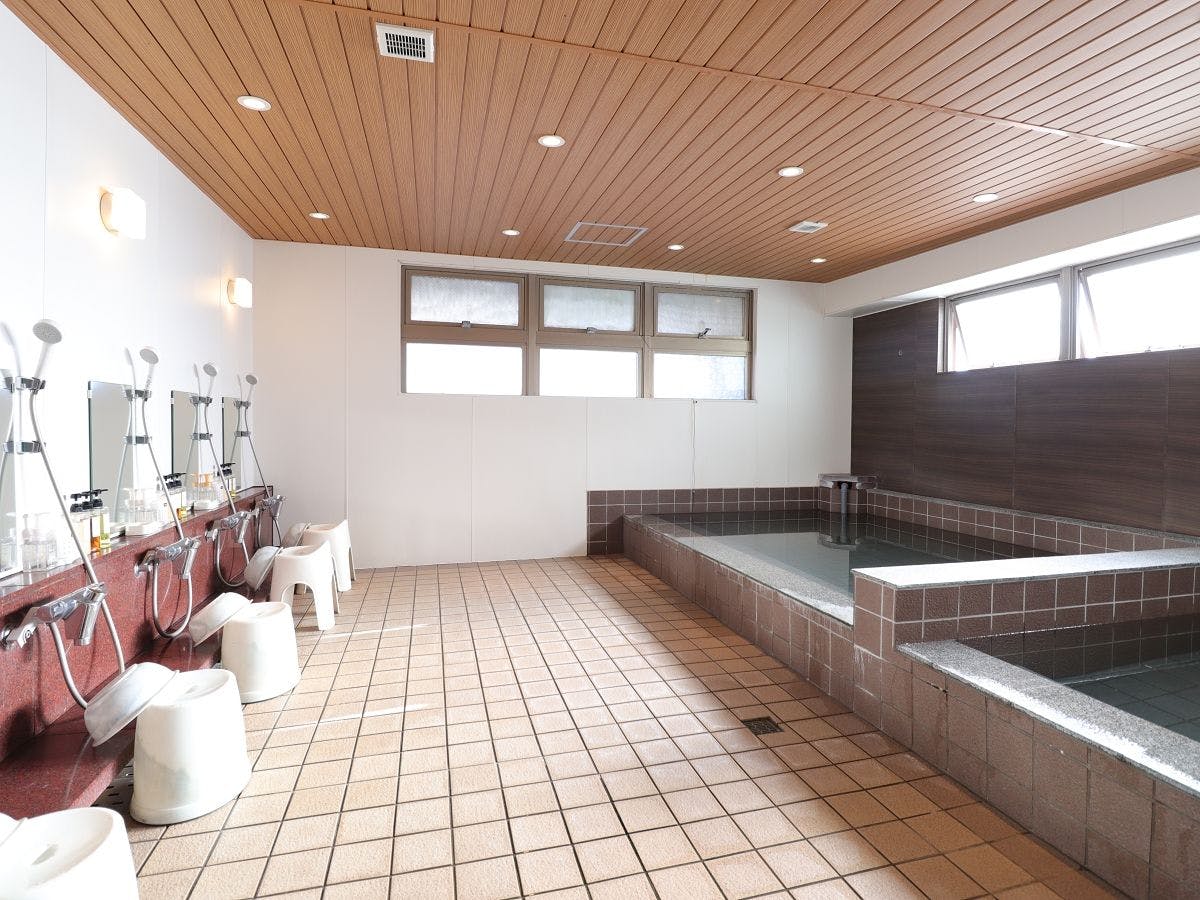 Pemandian umum (Pria)