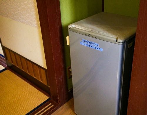 ・【和室一例】全室冷蔵庫を備えております
