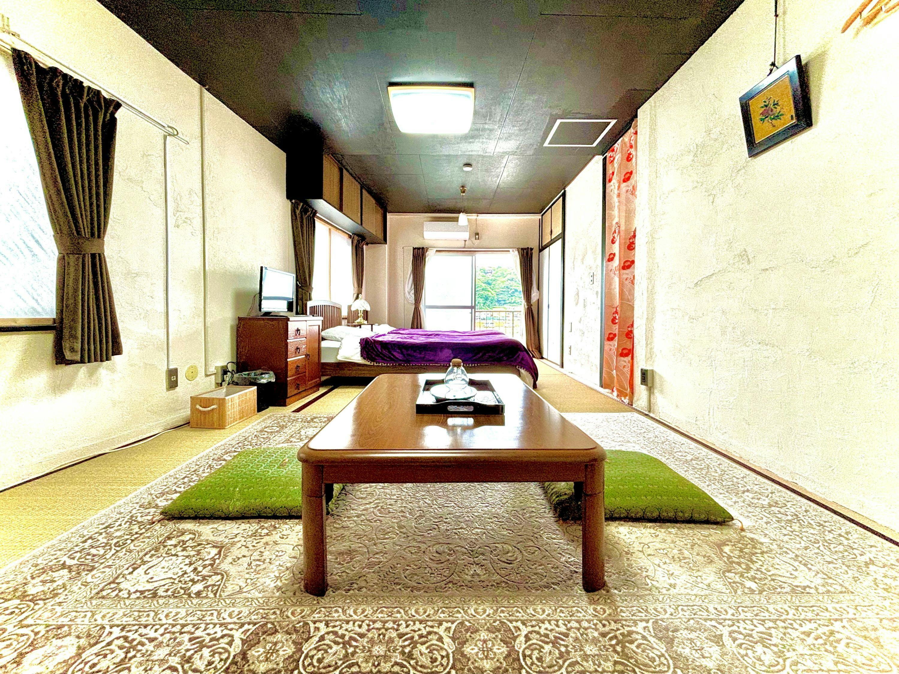 酒と宿と不動産 施設全景