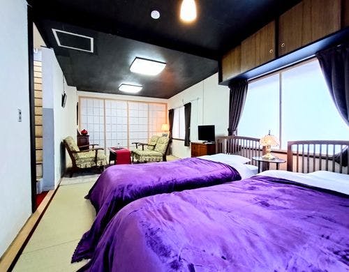 ベッド越しの眺め