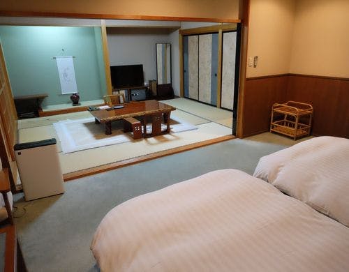 【和洋特別室】バスルーム完備の和洋室