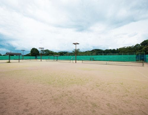 【テニスコート】