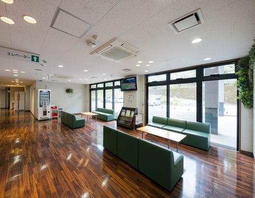 【新館ロビー】自販機もございます。