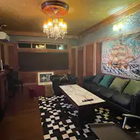 ห้องนั่งเล่นอเนกประสงค์