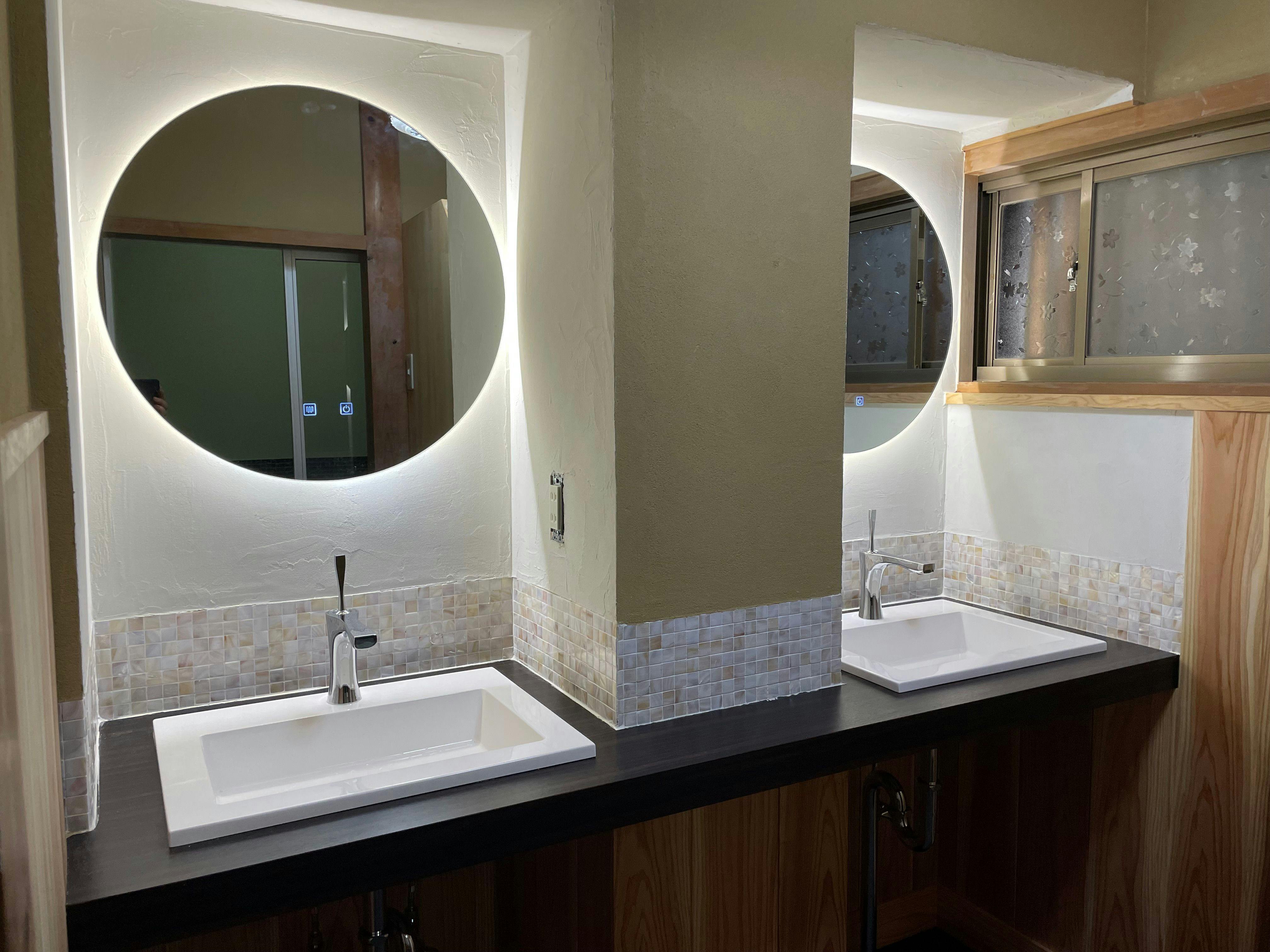 ห้องล้างหน้าชั้น 1