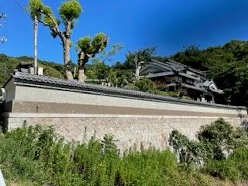 ลักษณะภายนอกทั้งหมดของคฤหาสน์