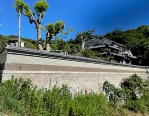 屋敷全体の外観