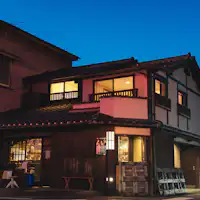 รูปลักษณ์ภายนอกตอนกลางคืน