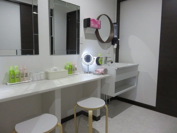 ห้องแป้งสำหรับผู้หญิงเท่านั้น