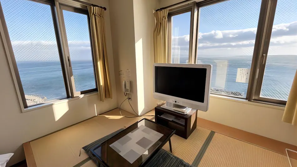 Livemax Resort Shiretoko Seafront (Formerly: Rausu no Yado Marumi)