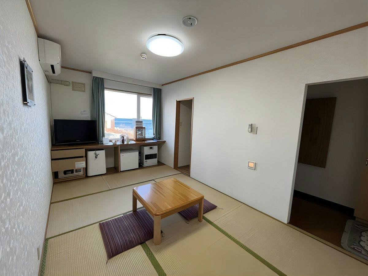 Livemax Resort Shiretoko Seafront (Formerly: Rausu no Yado Marumi)