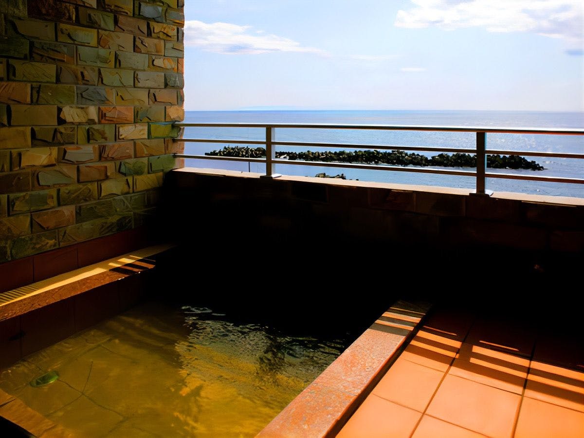 Livemax Resort Shiretoko Seafront (Formerly: Rausu no Yado Marumi)