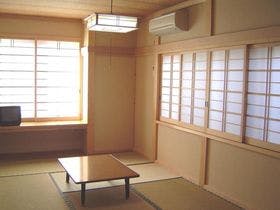 丸富荘