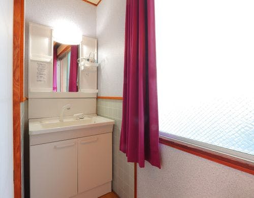 シングル【シャワー・トイレ・洗面付】