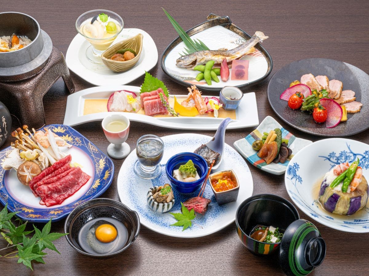 Ini adalah gambar ilustrasi hidangan kaiseki dasar.