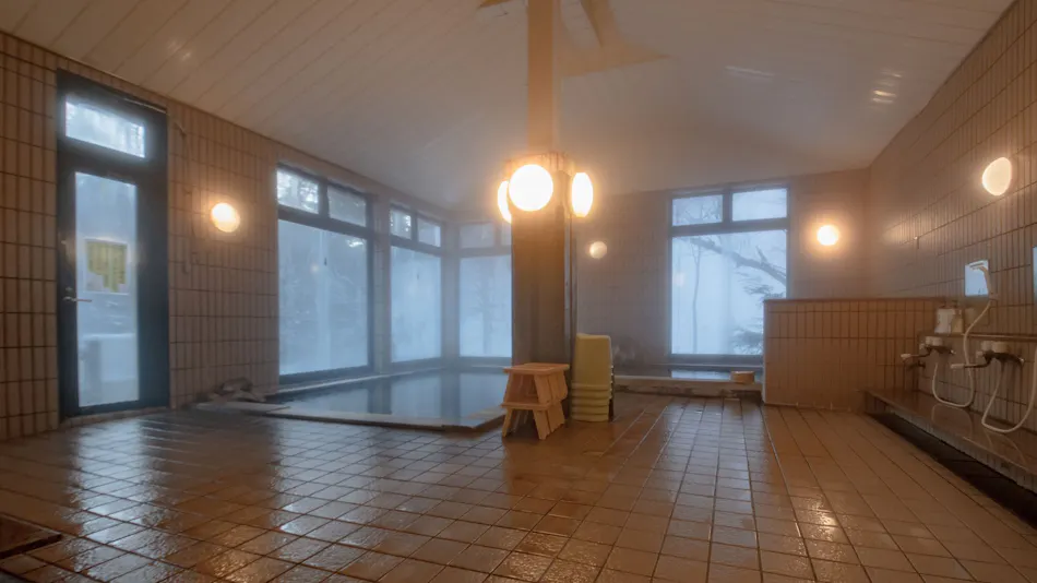 Nakanoyu Onsen Ryokan