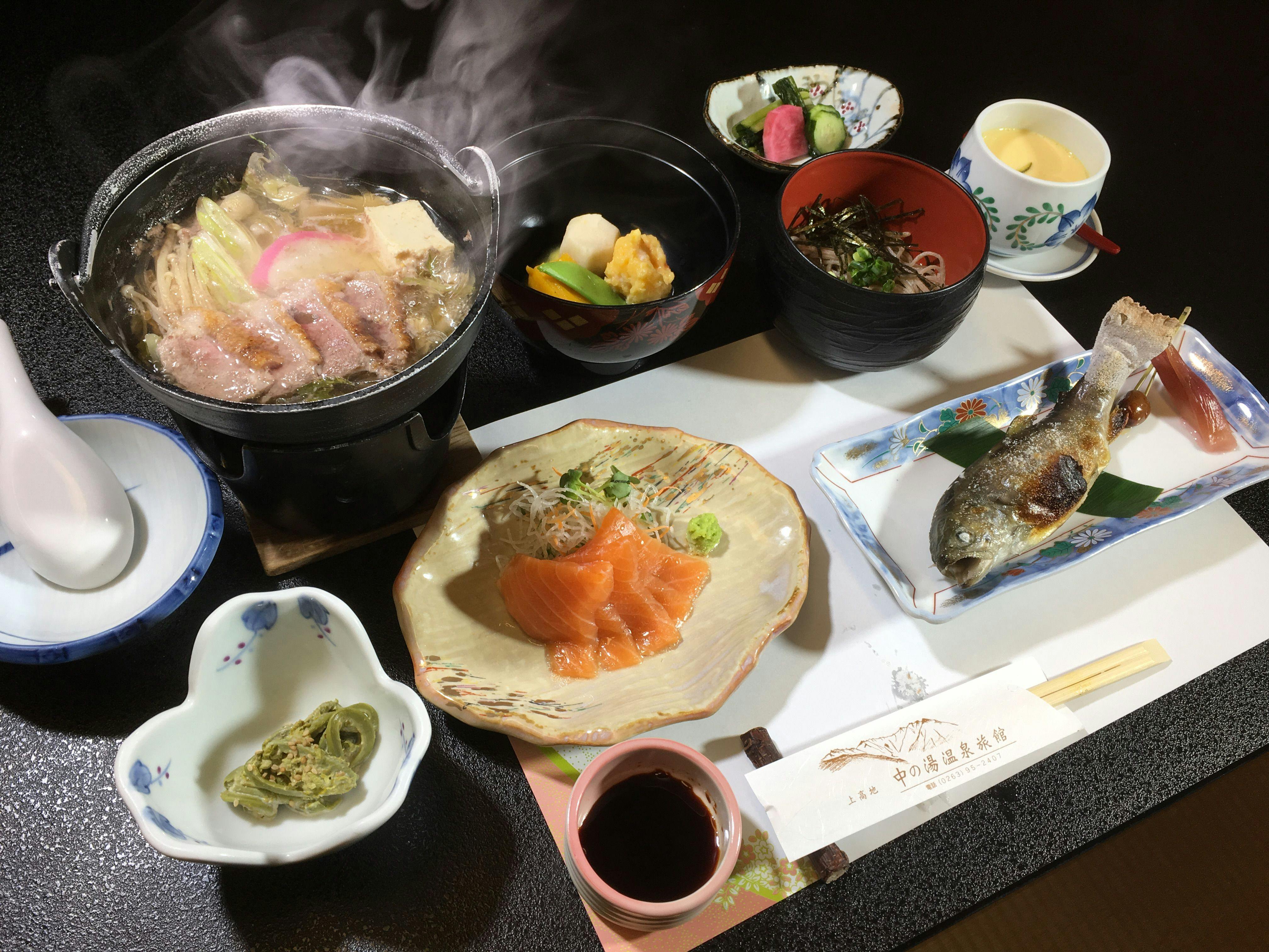 Nakanoyu Onsen Ryokan
