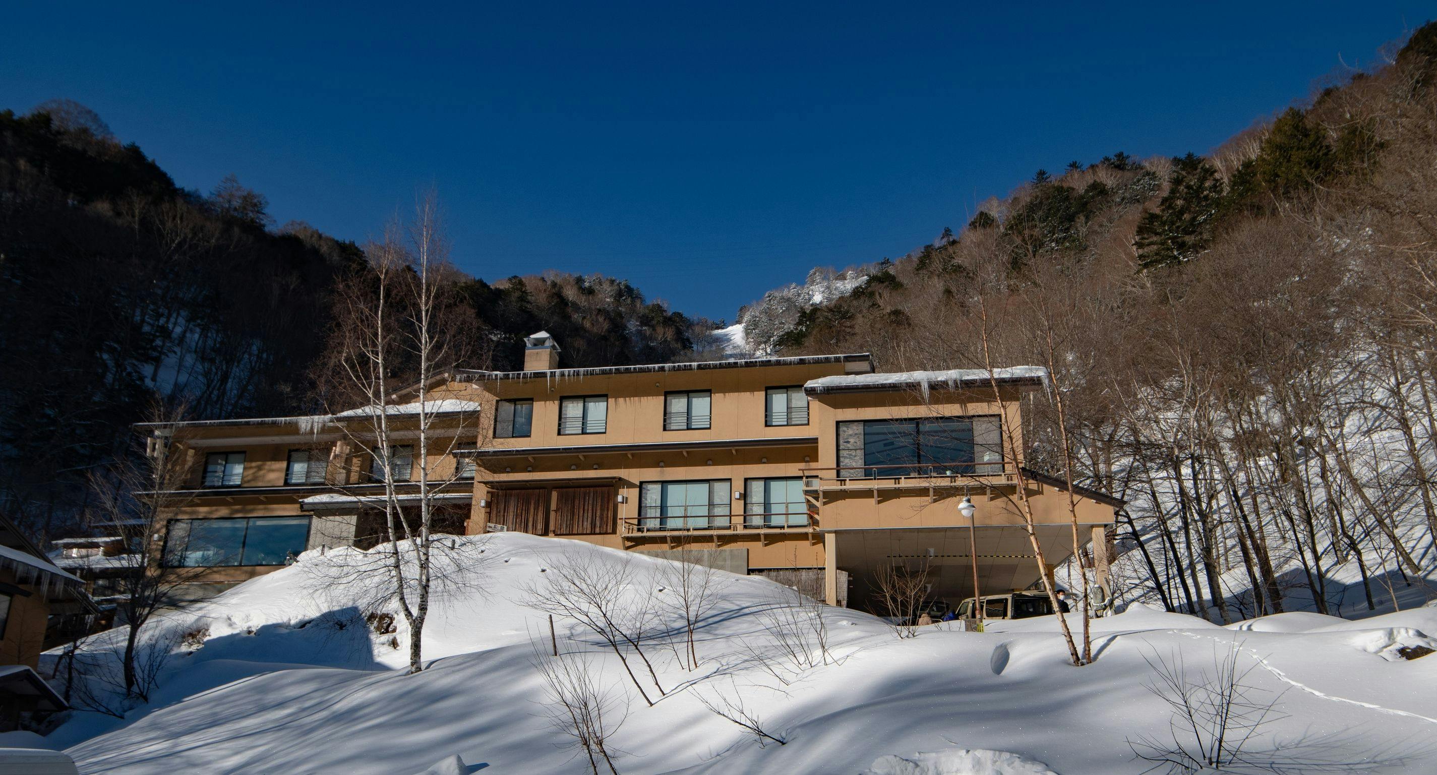 Nakanoyu Onsen Ryokan