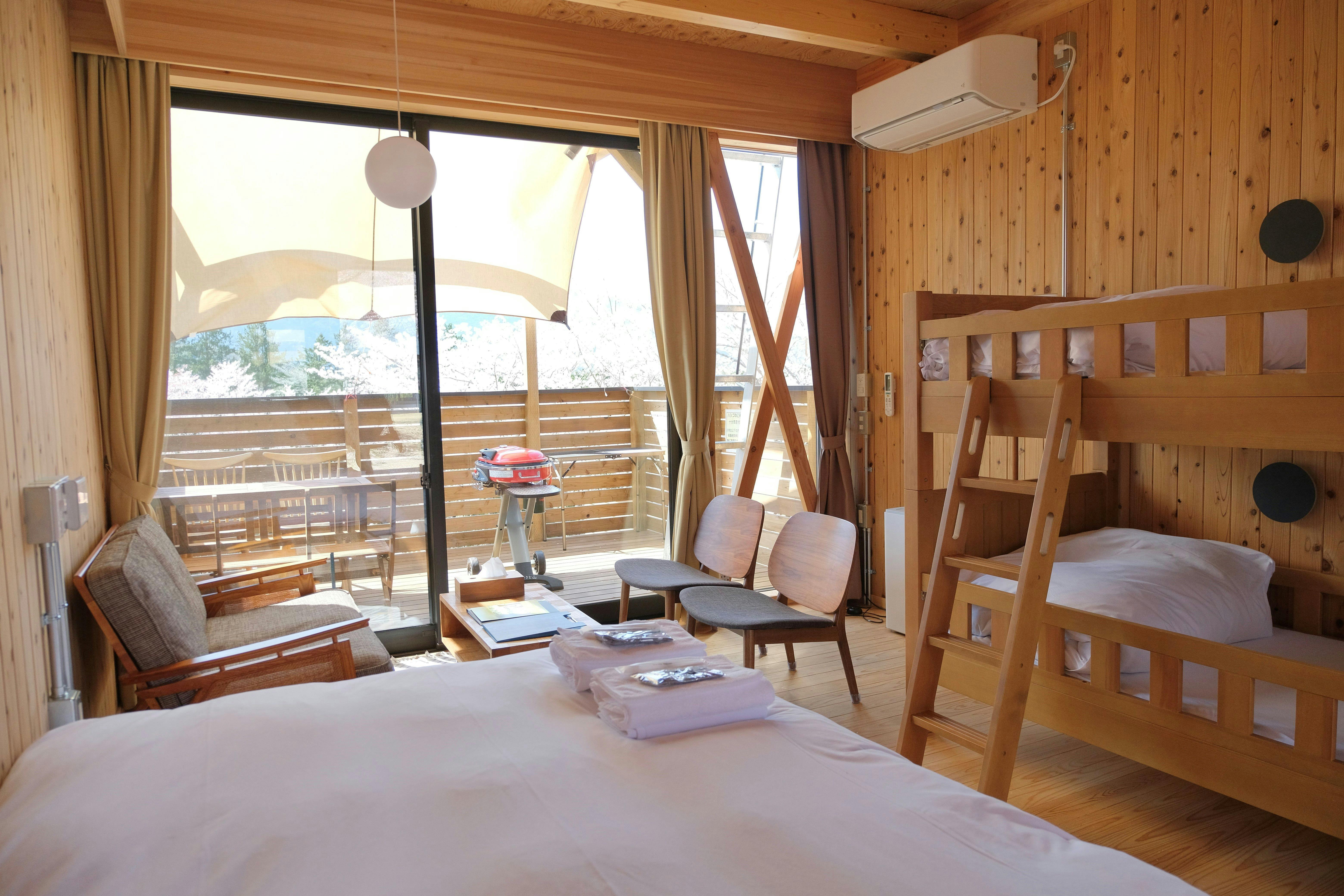 Circle Lodge (Capacity: 4 persons)
