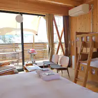 Circle Lodge (Capacity: 4 persons)