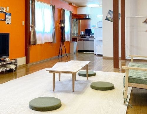 【102】18畳洋室（定員8名）