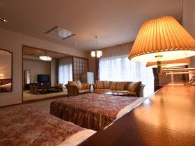 たきのうえホテル渓谷