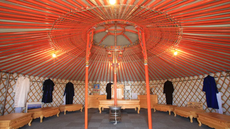 Kisakata Mongol Village Baigal