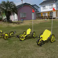 จักรยาน รถเข็น และลูกบอลให้บริการฟรี