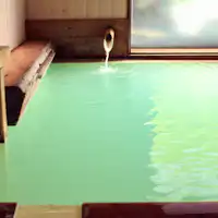 노리쿠라 온천, 유백색의 실내탕