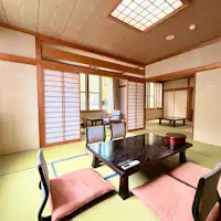 서관 18첩~22첩 + 툇마루가 있는 2칸 연결된 일본식 다다미 방