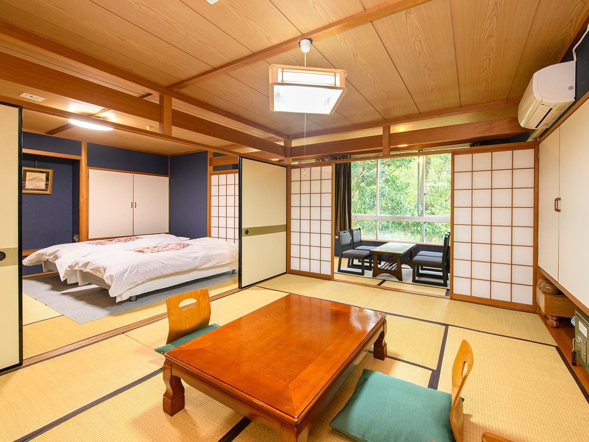 Showa Healing Inn Ryokukaen