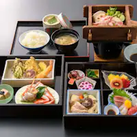 ตัวอย่างอาหารนึ่งในลังถึง ※รูปภาพใช้เพื่อประกอบการอ้างอิงเท่านั้น