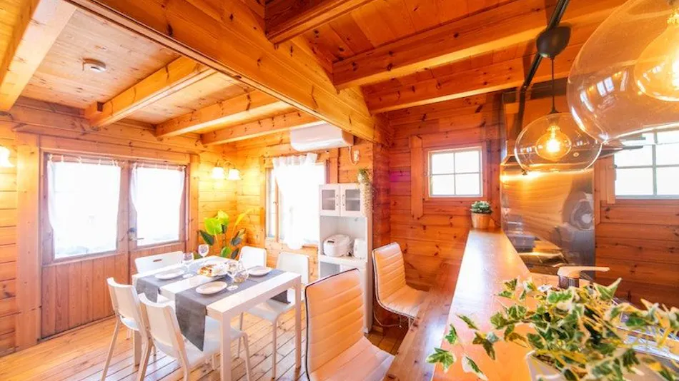 Awaji Seaside Log House in Goshiki