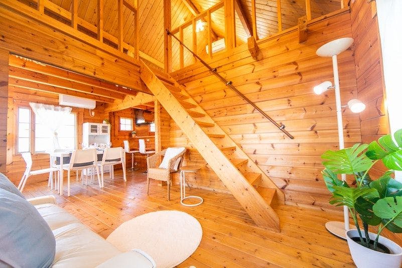 Awaji Seaside Log House in Goshiki
