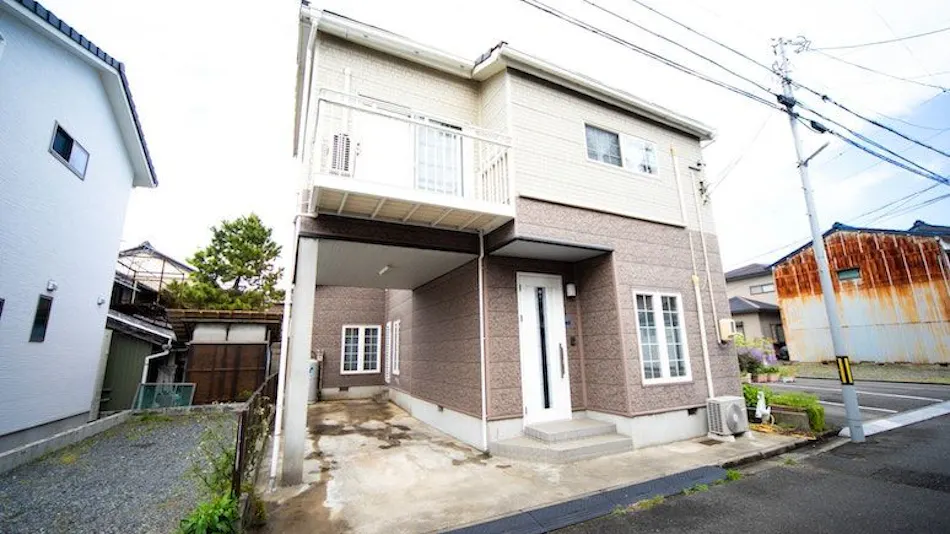 9 min to Yokkaichi Tomida STN House