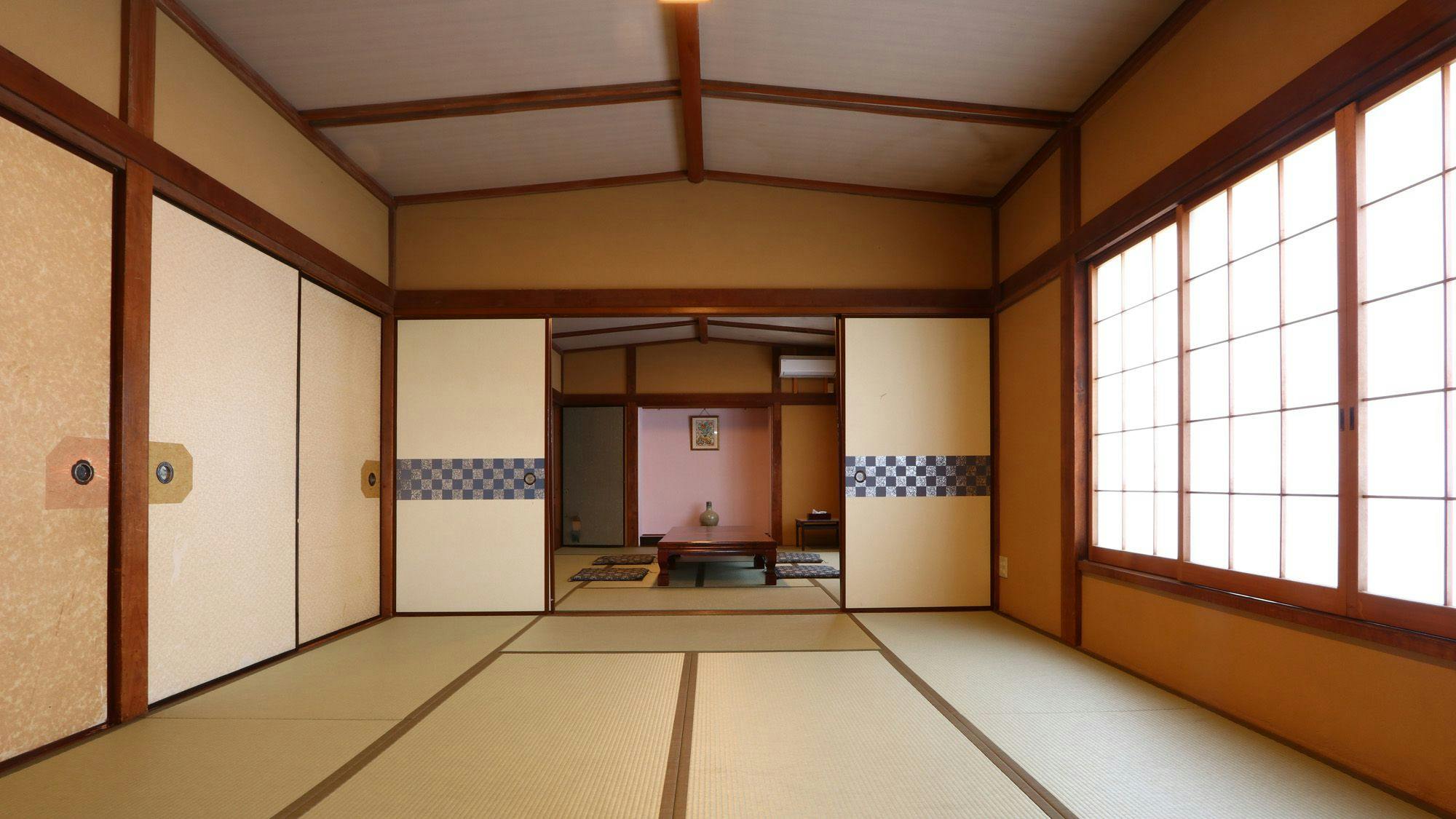 Sazanami Inn (Sazanami-kan)