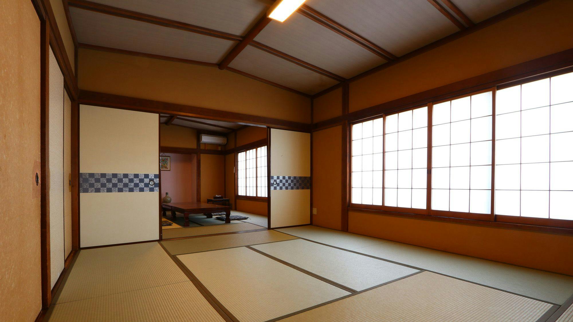 Sazanami Inn (Sazanami-kan)